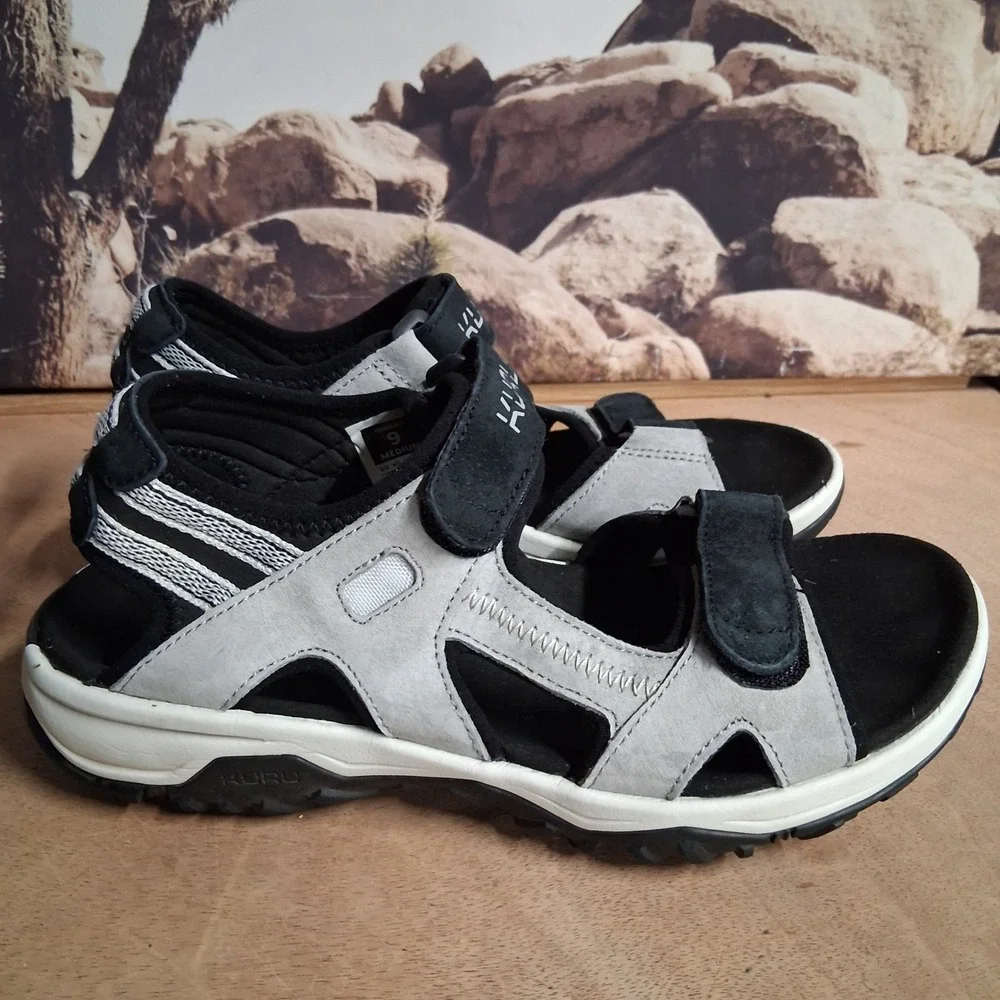 Kuru Kivi Womens Grey Black Suede Athletic Hiking Sandals Size 9